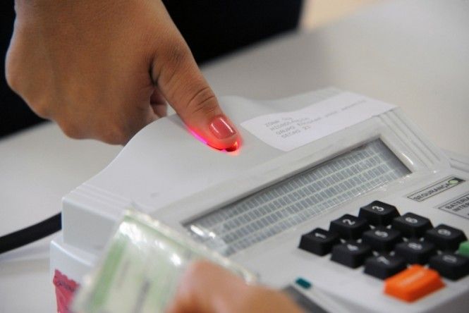Atendimento eleitoral no Poupatempo — Tribunal Regional Eleitoral